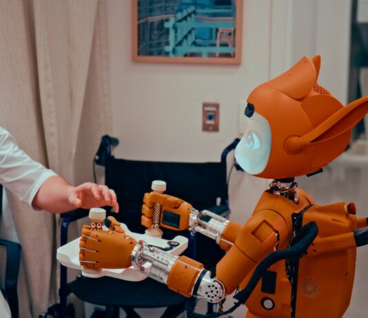 “AI로 똑똑해진 건강관리, 일상 속 작은 실천으로 내 몸 지키기” Man gives robot bottles on a tray